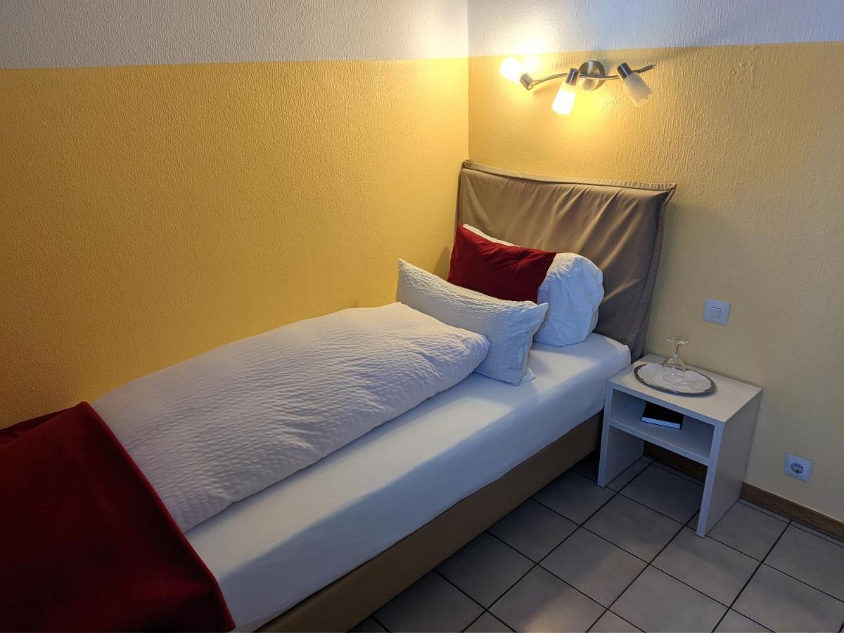 Hotel Rath Schwalmtal  Bagian luar foto